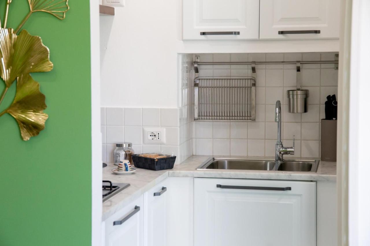 “here” Downtown Apartment *
